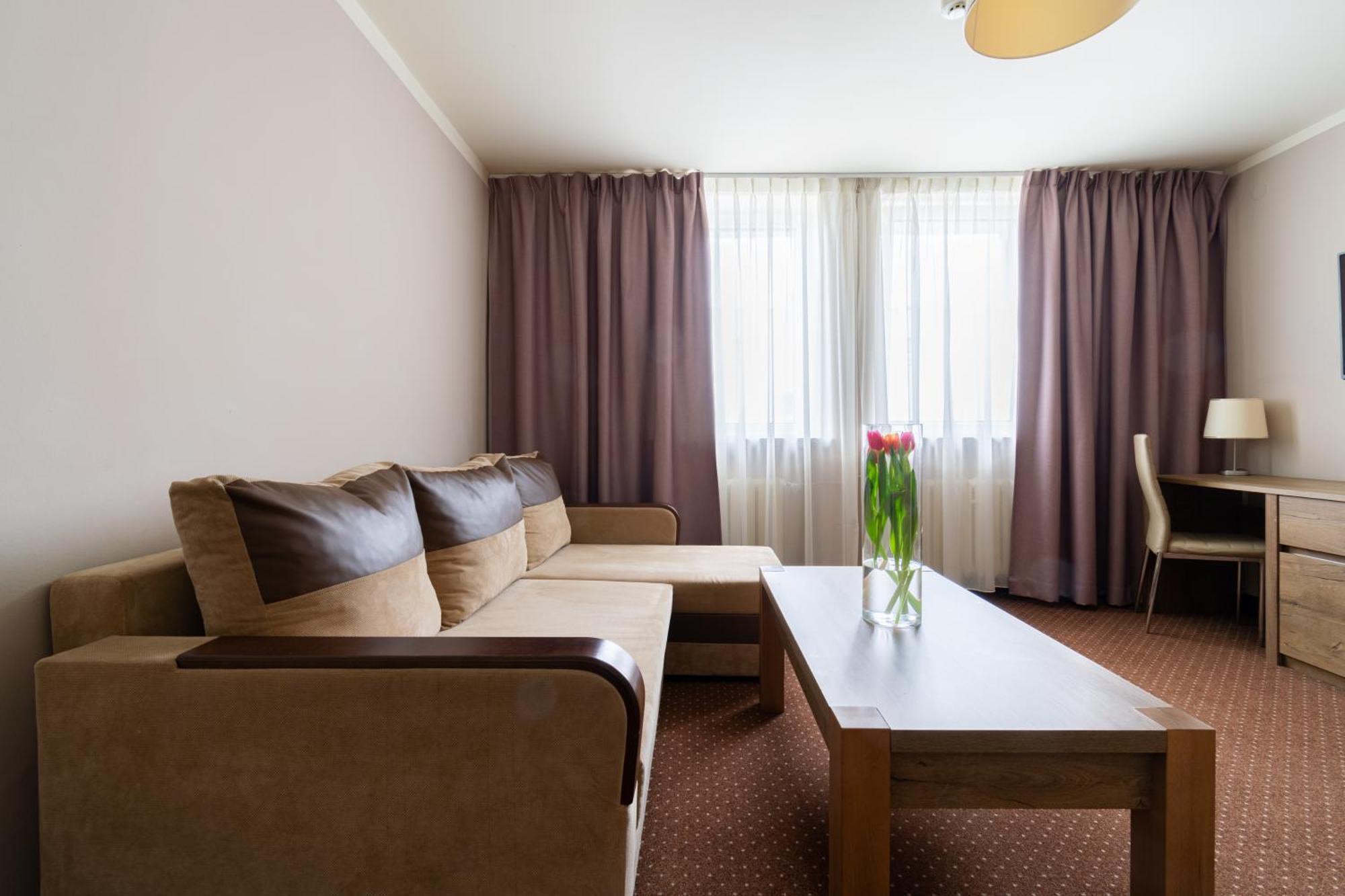 Hotel Diament Zabrze - Gliwice Rum bild