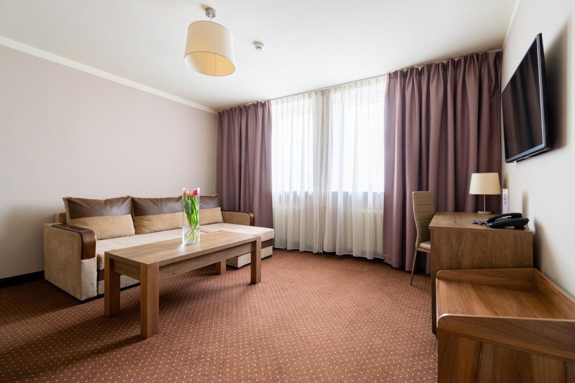 Hotel Diament Zabrze - Gliwice Exteriör bild