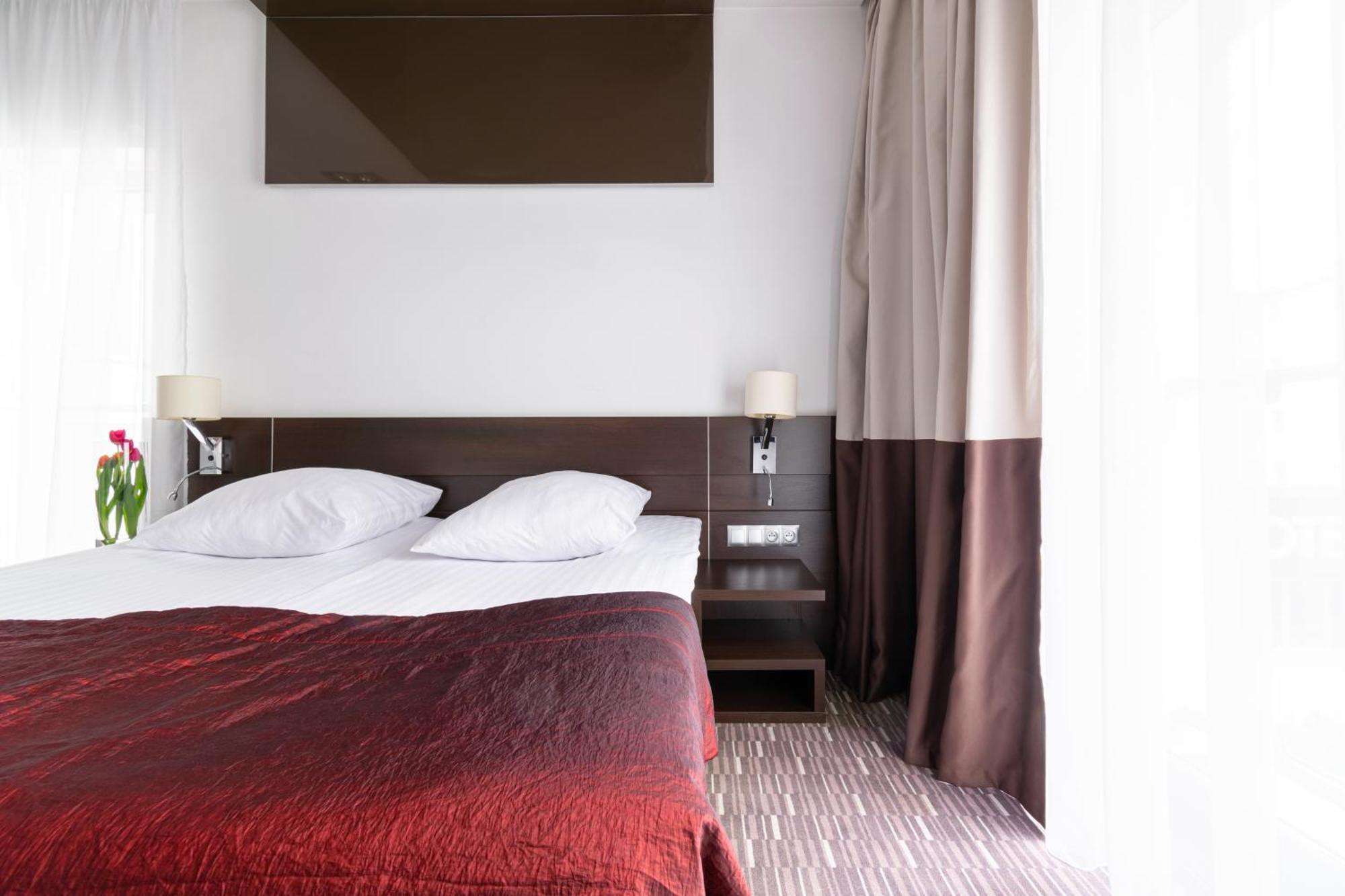 Hotel Diament Zabrze - Gliwice Exteriör bild
